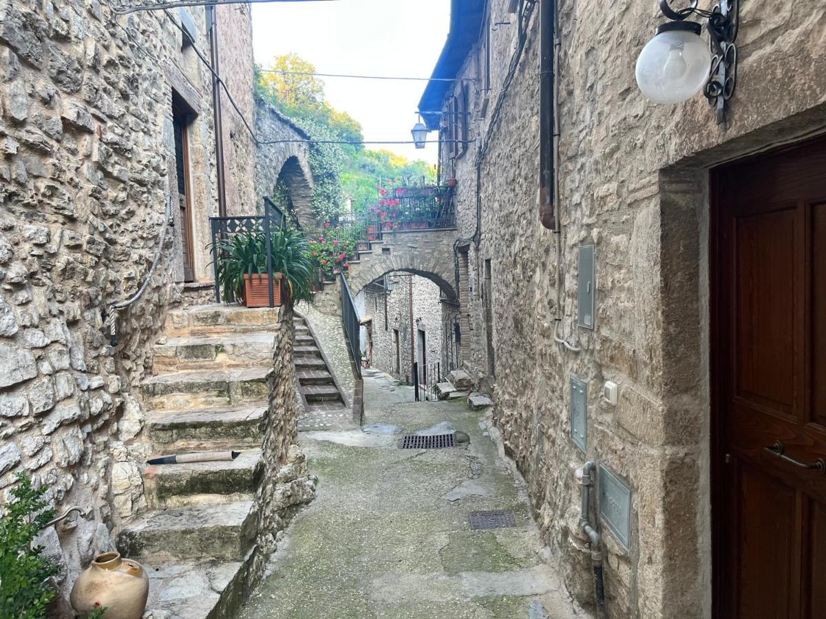 Appartamento A Valle San Martino Di Spoleto Exterior foto
